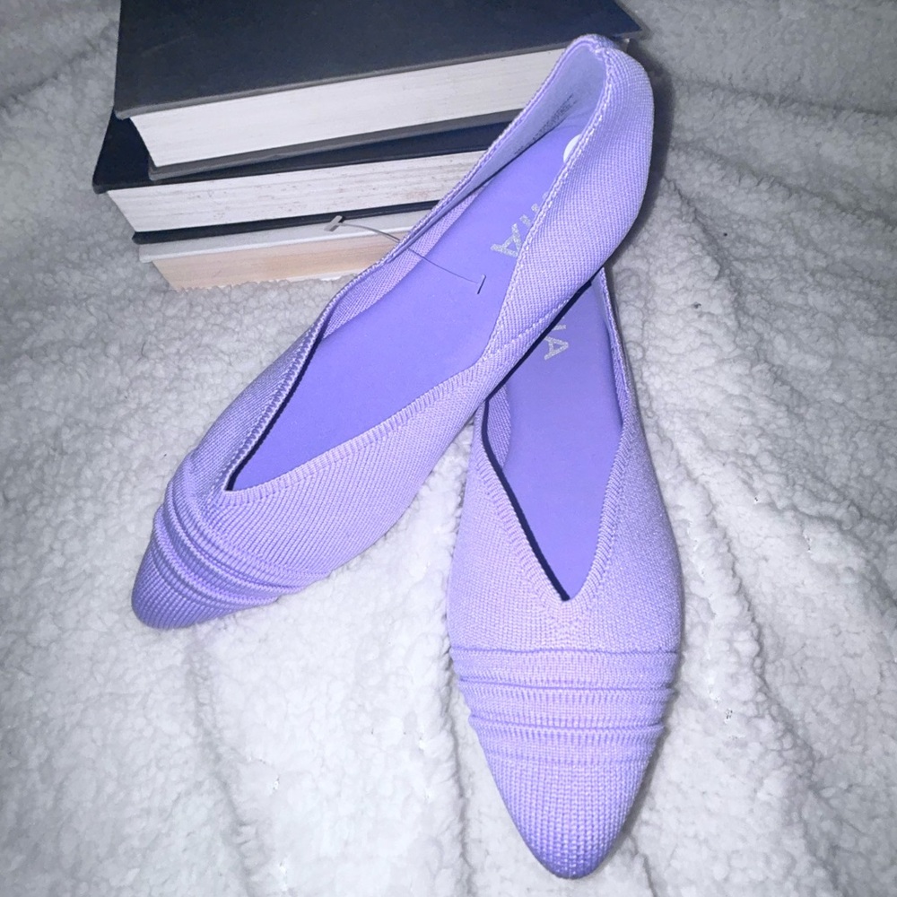 MIA Women's Daisie Lilac Pointed Toe Flats Size 6 new S12